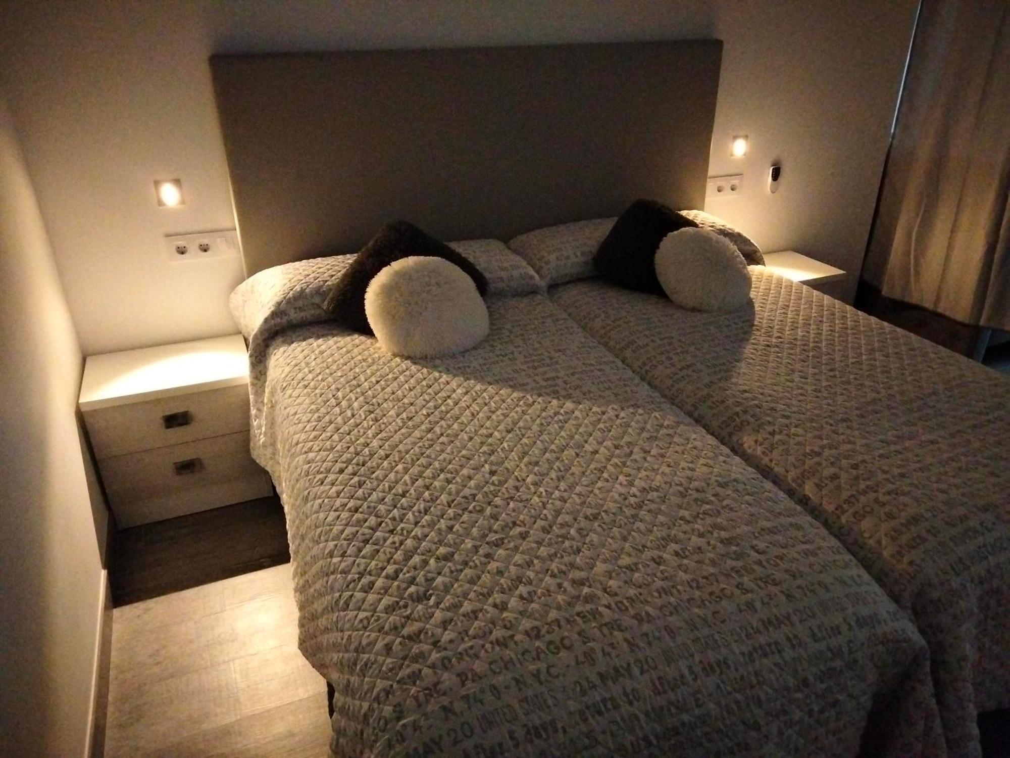 Loft La Calahorra Con Posibilidad De Aparcamiento Pregunta Por El Pack Mas Amor Kordoba Bagian luar foto